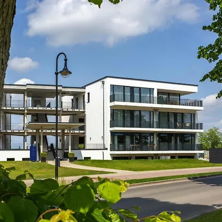 Im Maremuritz Yachthafen & Waren An Der Muritz - Dms021040-dyc * Waren (Mueritz)